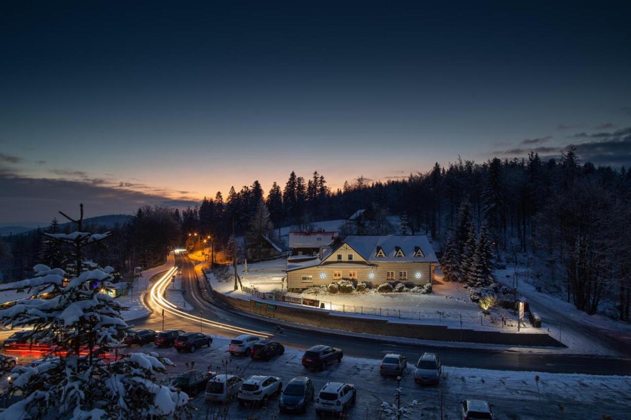 Karczma Kubalonka Hotel อิสเตบนา ภายนอก รูปภาพ
